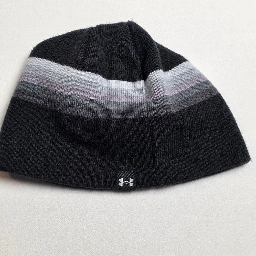Under Armour Hat Youth One Size Black Acrylic Beanie Cap Knitted Stretch Outdoor